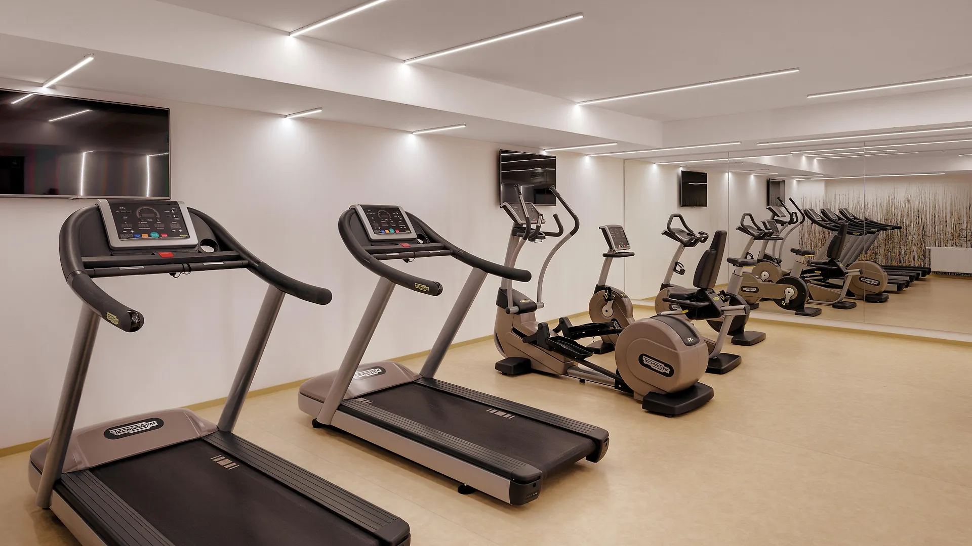 **** Hotell Holiday Inn Frankfurt - Alte Oper By Ihg Frankfurt am Main Tyskland